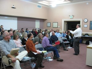 Idaho Attorney General Lawrence Wasden discusses the Idaho Public Records Law with a super-engaged crowd in Hailey on Monday evening.